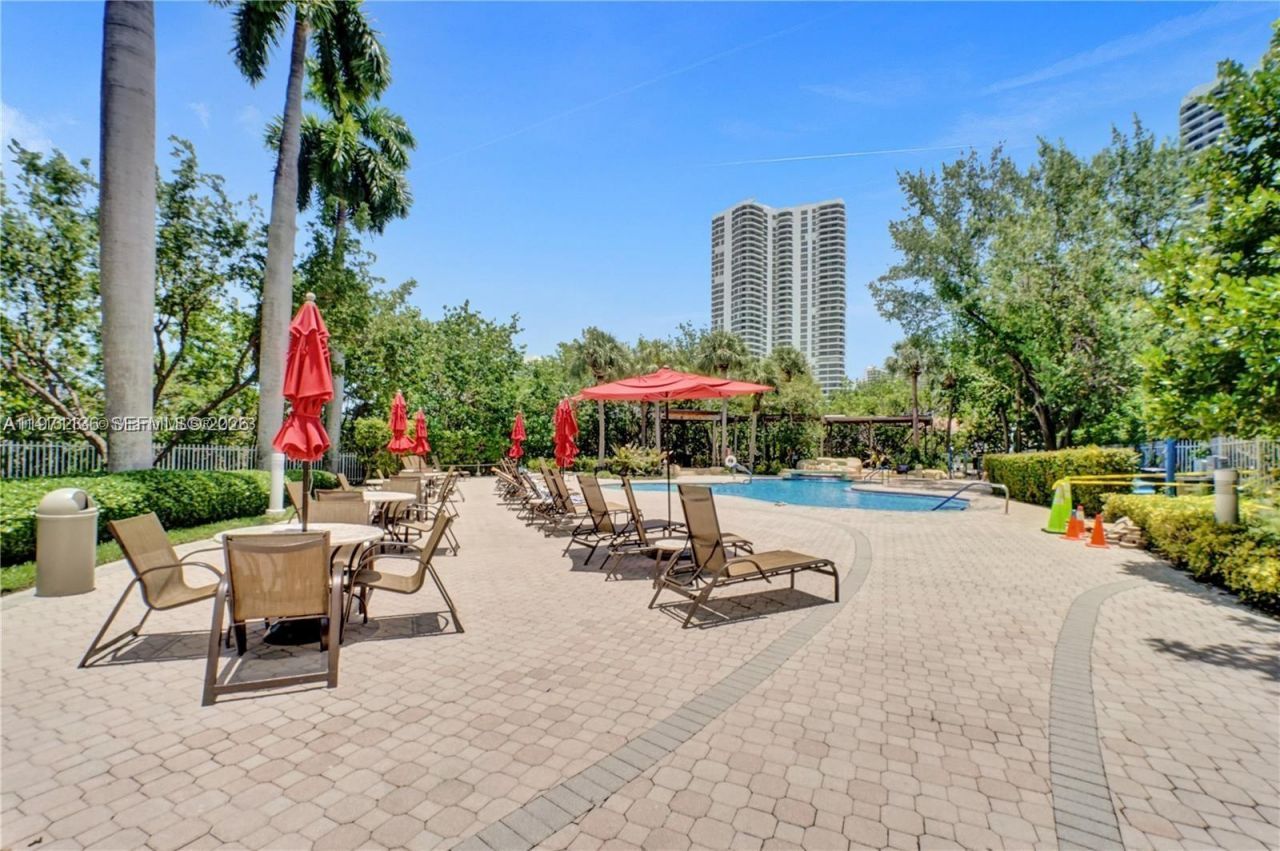 3400 NE 192nd St , Unit 1607, Aventura, FL 33180 Photo