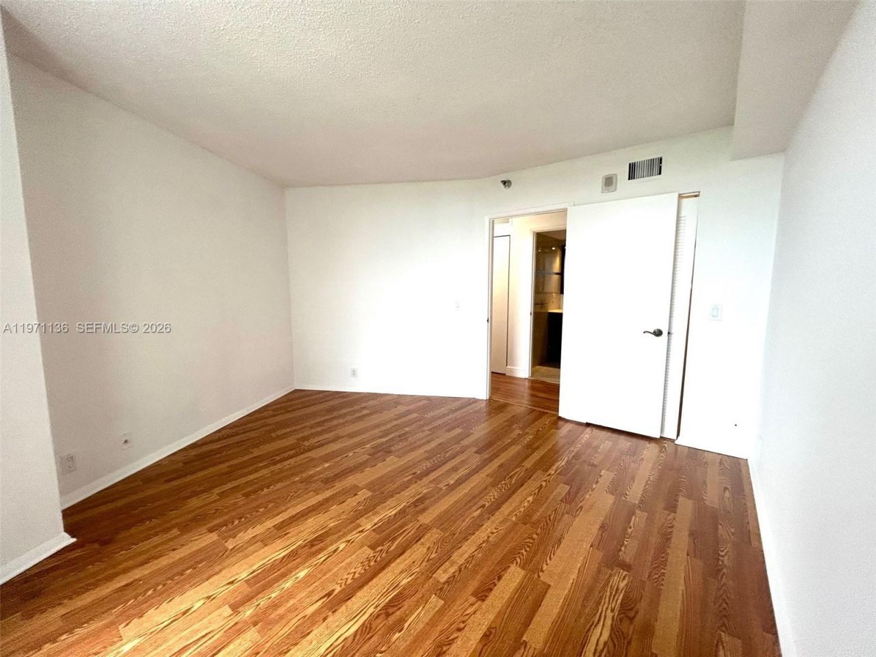 3400 NE 192nd St , Unit 1607, Aventura, FL 33180 Photo