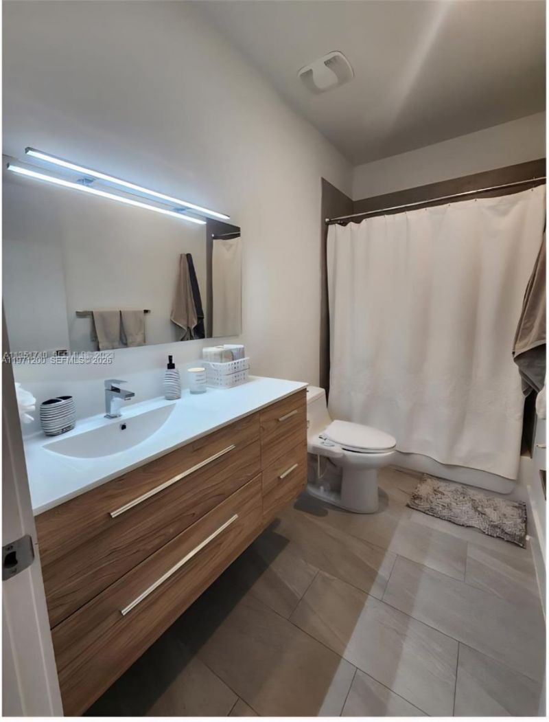 929 NW 45th Ter, Unit 929, Plantation, FL 33317 Photo