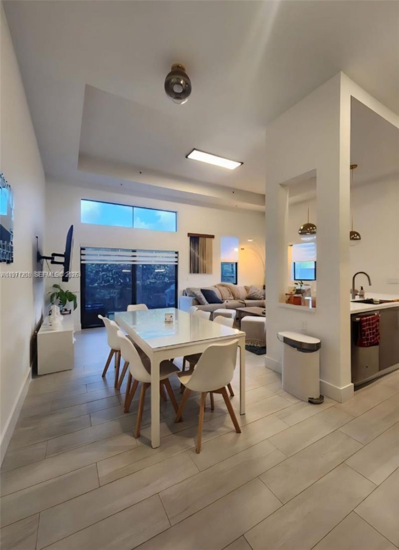 929 NW 45th Ter, Unit 929, Plantation, FL 33317 Photo