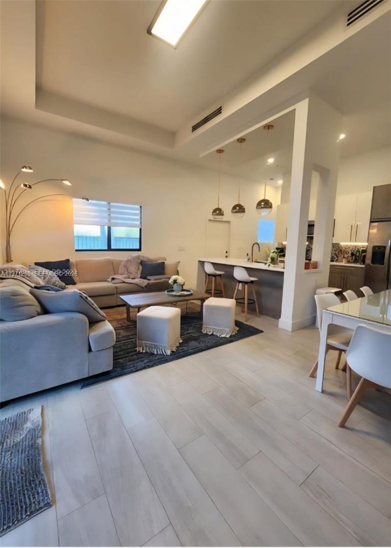 929 NW 45th Ter, Unit 929, Plantation, FL 33317 Photo