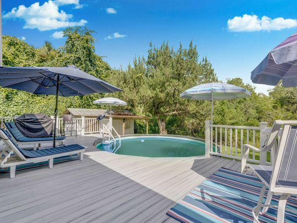 360 Lakeshore Dr, St Augustine, FL 32095