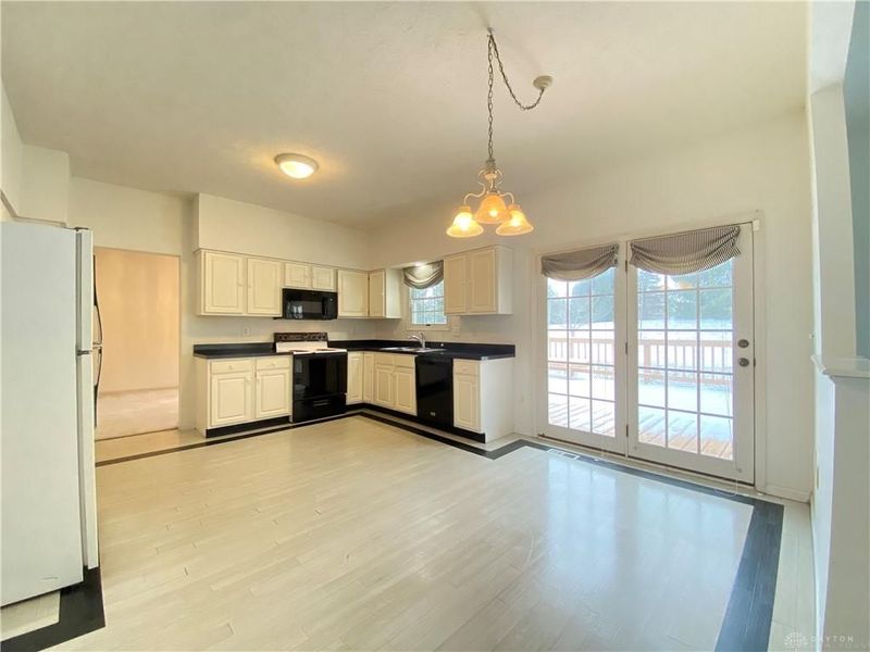 6939 Crossbrook Drive, Dayton, OH 45459 Photo 14