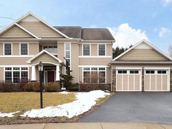 170 FERNLEAF CT., STATE COLLEGE, PA 16801