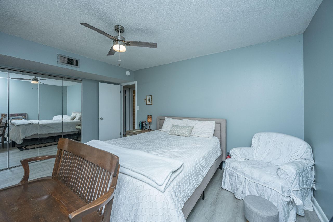 650 Cornell Street Photo 10