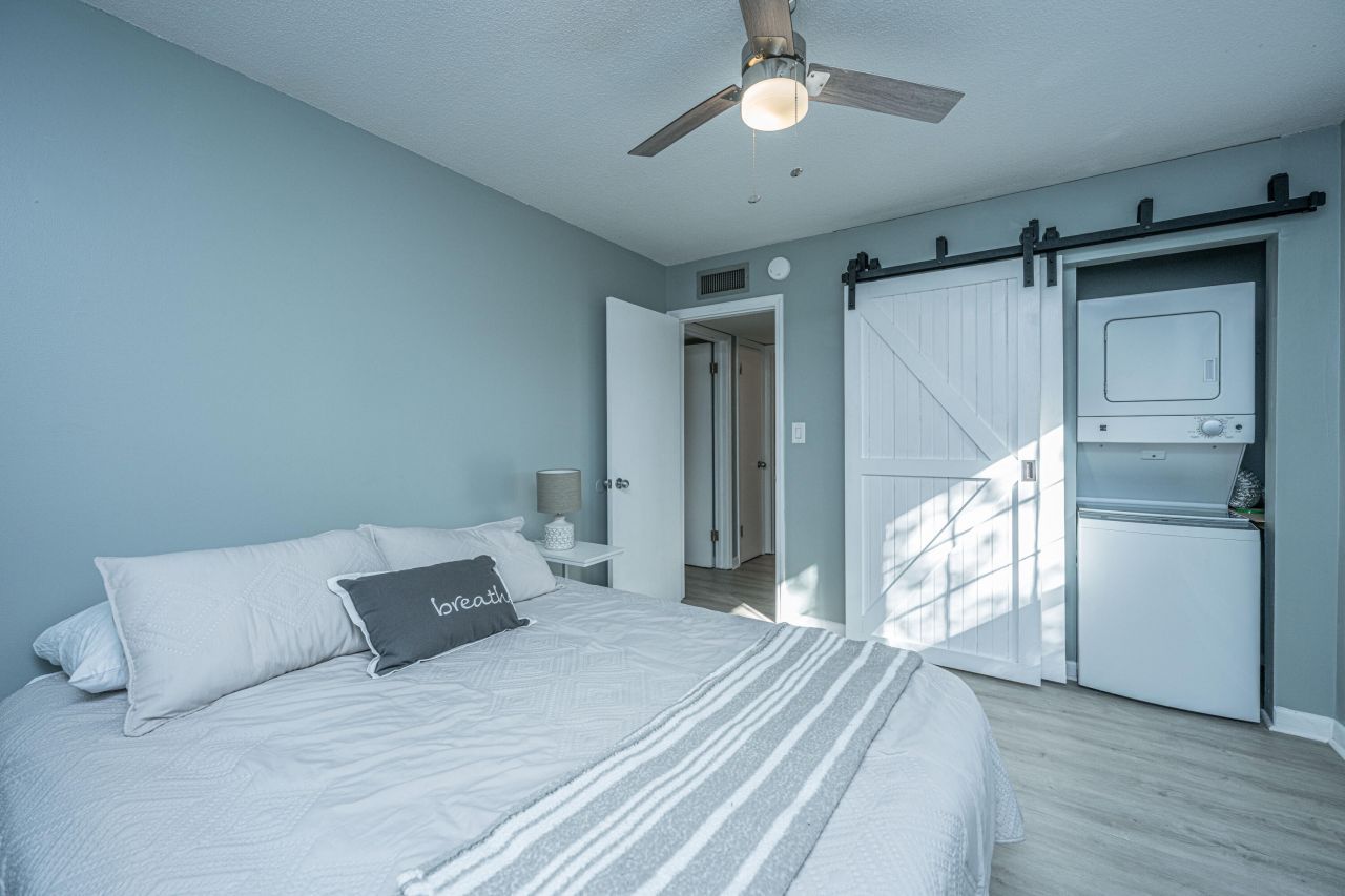 650 Cornell Street Photo 11