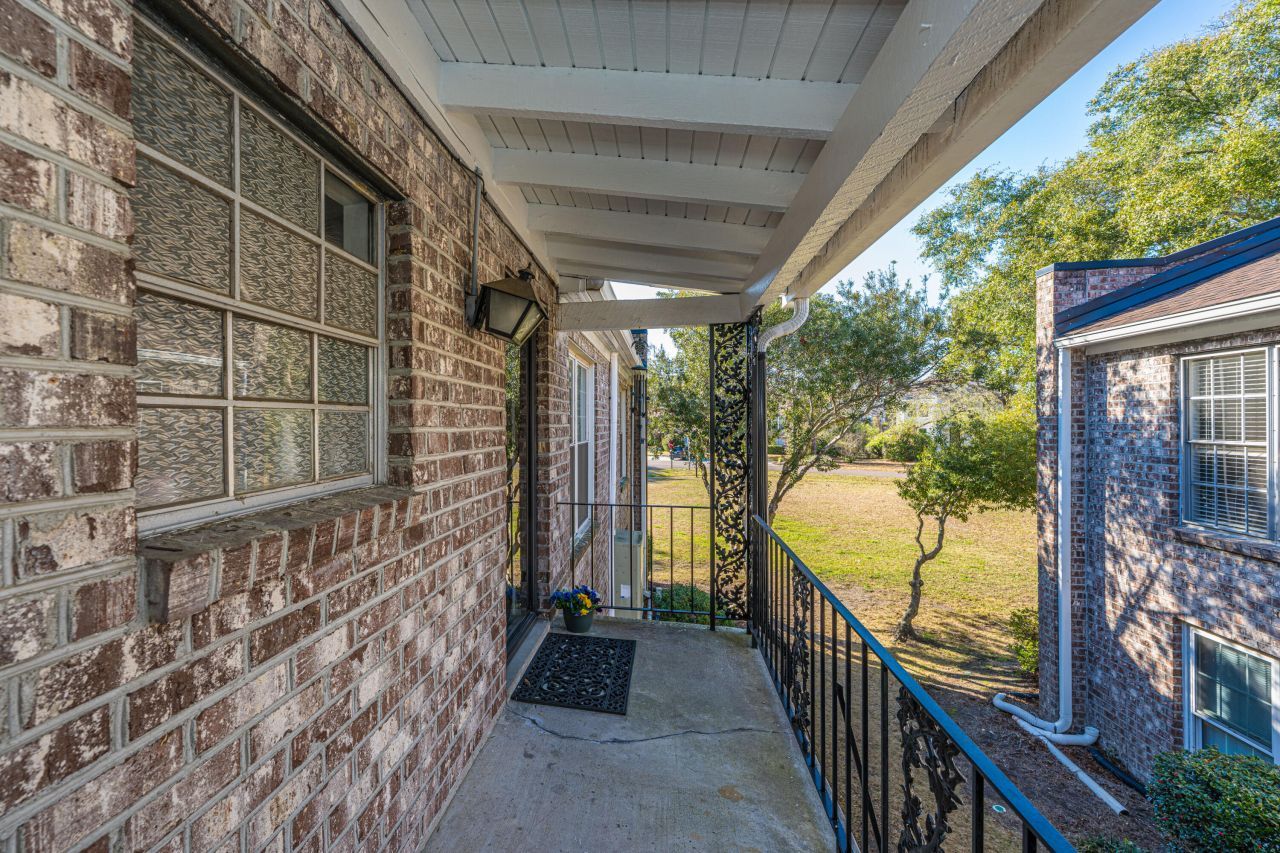 650 Cornell Street Photo 22