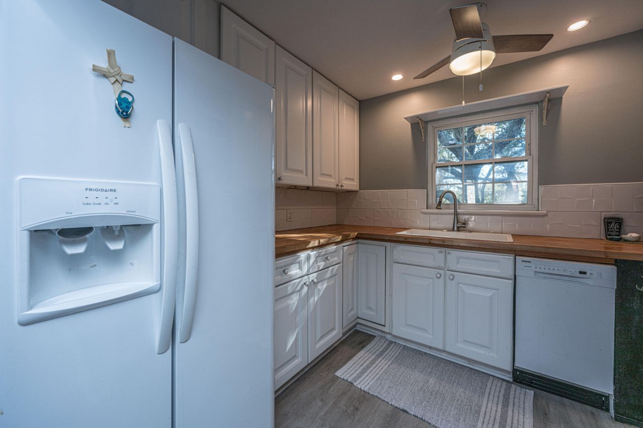 650 Cornell Street Photo 6