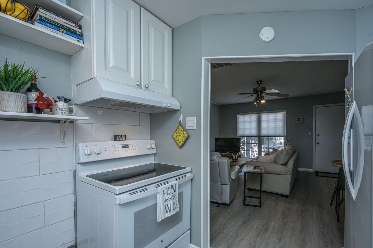 650 Cornell Street Photo 7