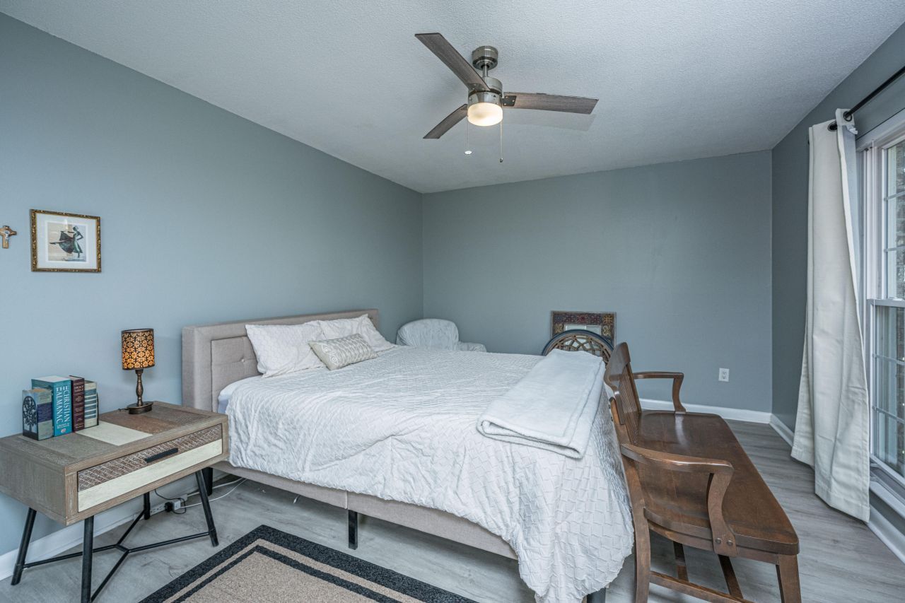 650 Cornell Street Photo 9