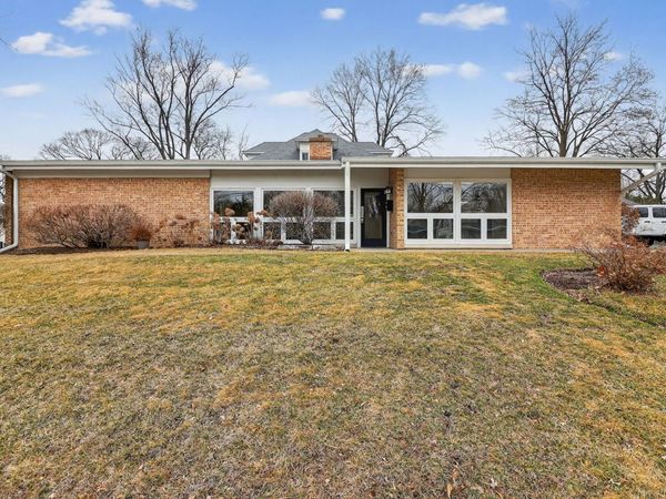 207 Webster Street, Batavia, IL 60510