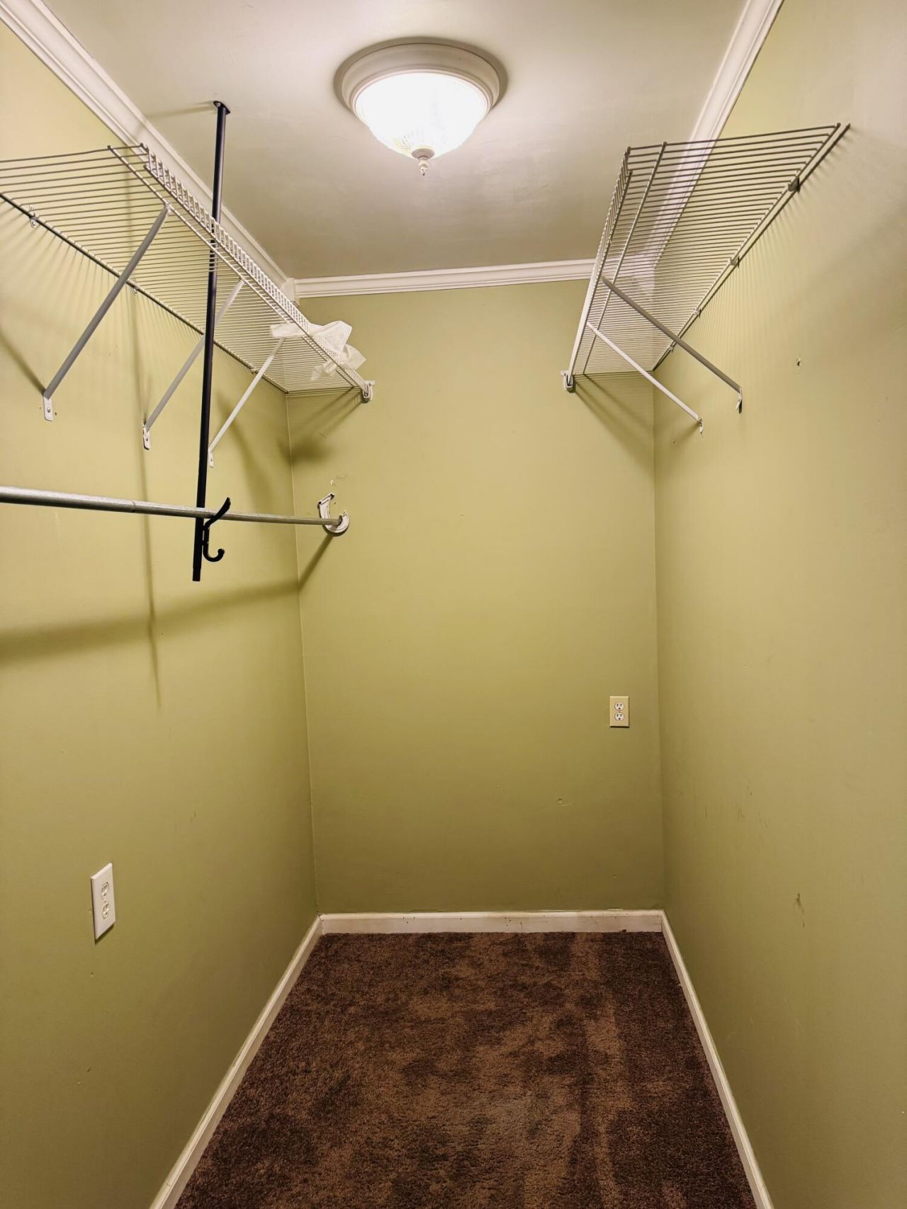 100 Newell Street Photo 5