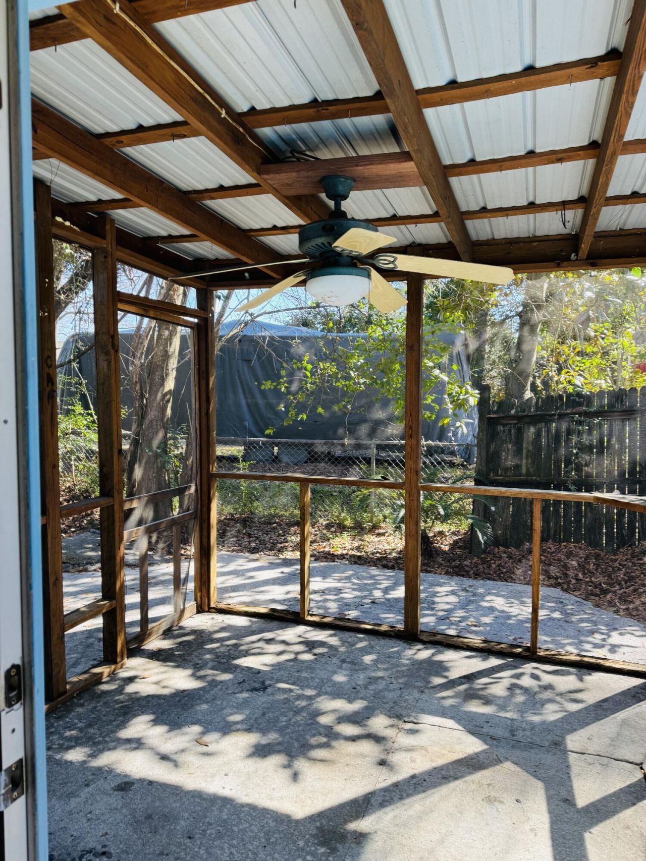 100 Newell Street Photo 8