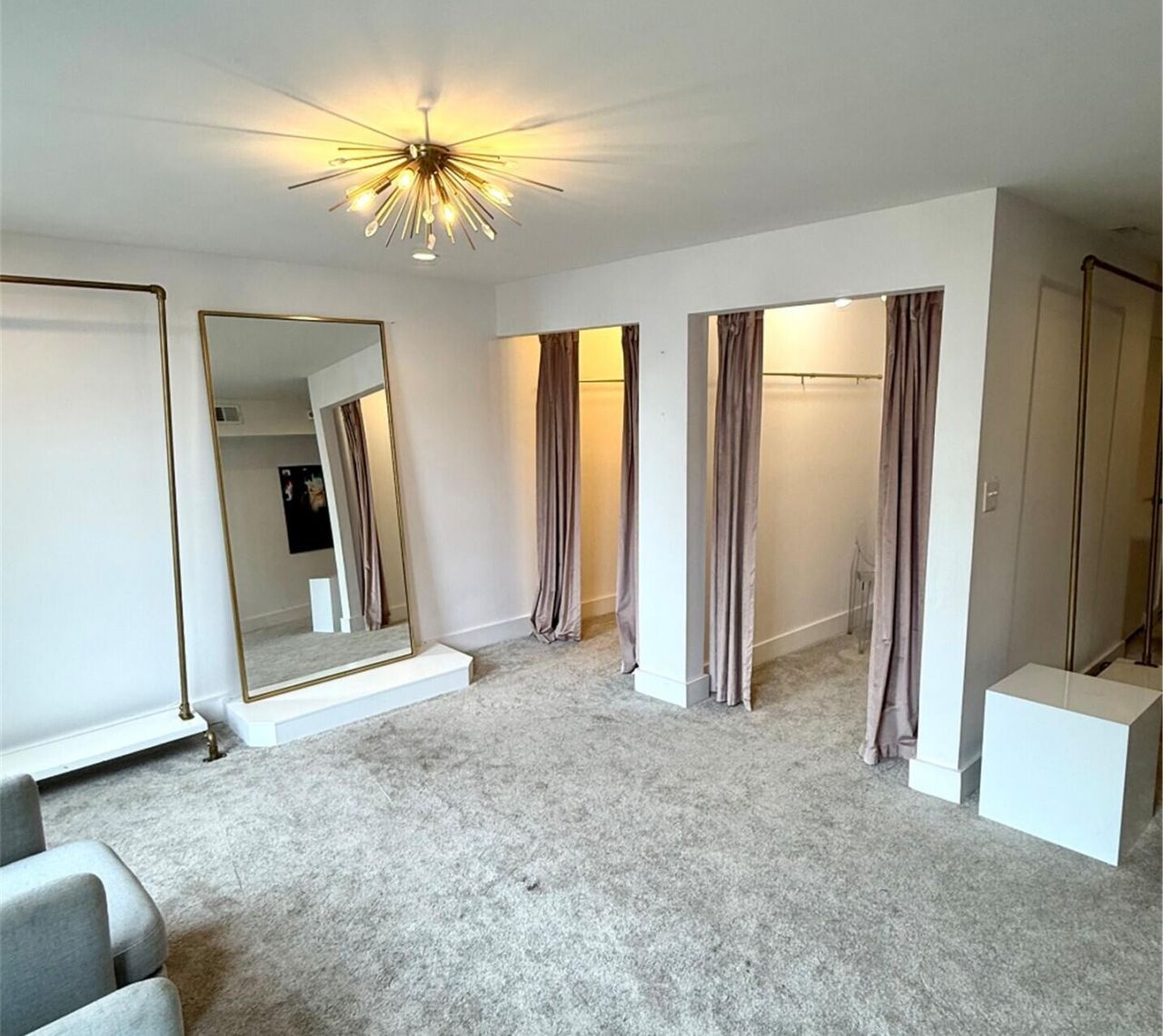 312 King Street Photo 8