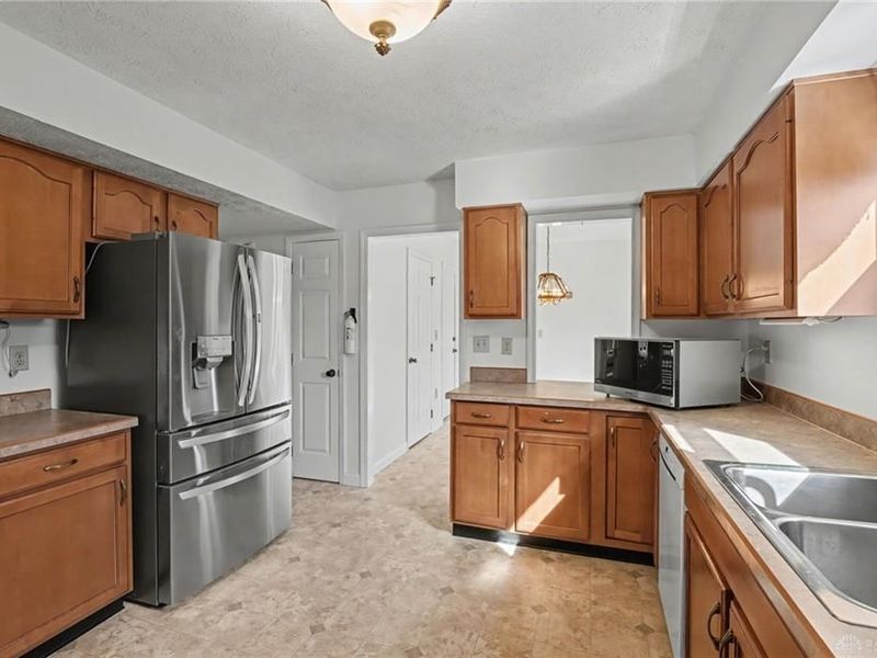 7580 Turtle Creek Drive, Dayton, OH 45414 Photo 22