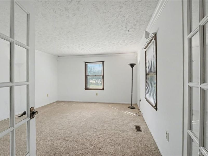 7580 Turtle Creek Drive, Dayton, OH 45414 Photo 6