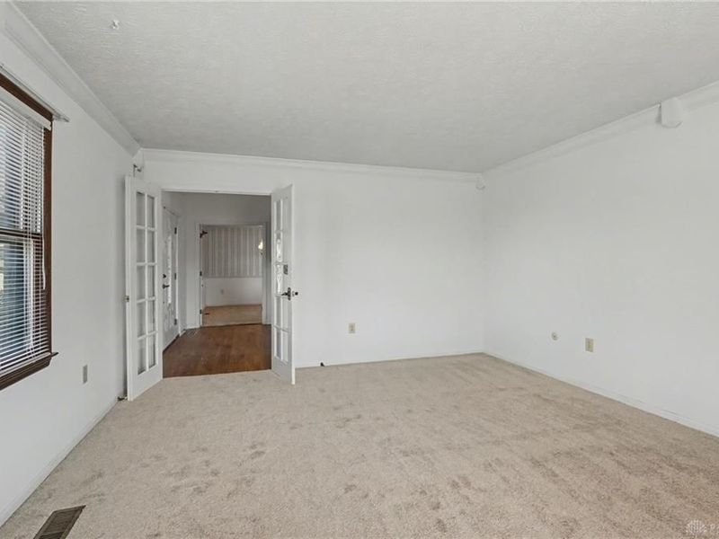 7580 Turtle Creek Drive, Dayton, OH 45414 Photo 9