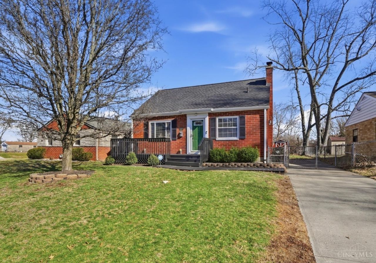 8390 Wexford Avenue, Cincinnati, OH 45236 Main Photo