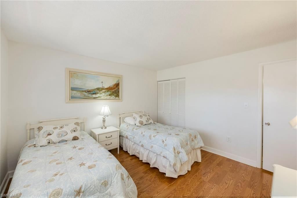 180 Turtle Lake Ct, Unit 211, Naples, FL 34105 Photo