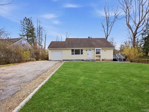 785 Locksley Road, Yorktown Heights, NY 10598