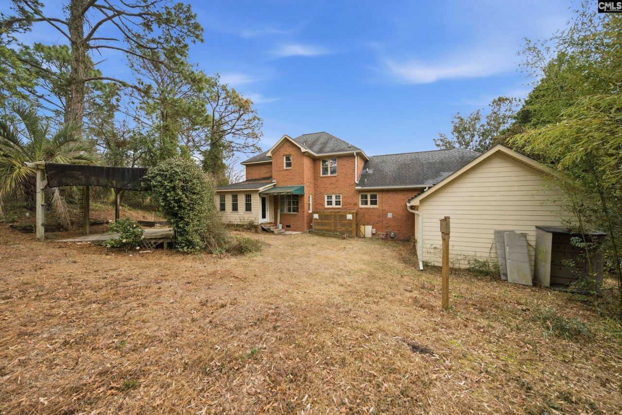 204 Woodlands W  Photo 25