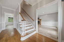 204 Woodlands W  photo 4