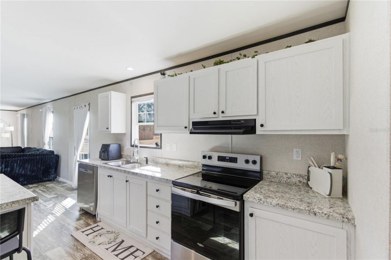 6109 Pinetree Drive, Fort Meade, FL 33841 Photo