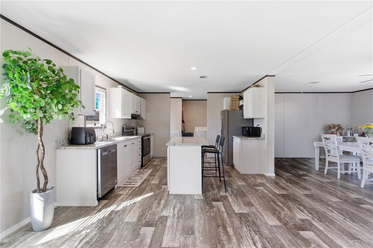 6109 Pinetree Drive, Fort Meade, FL 33841 Photo