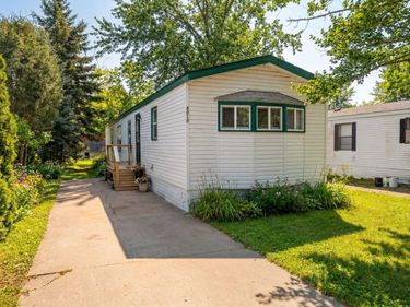 8010 Edgewood Drive NE, Ham Lake, MN 55304