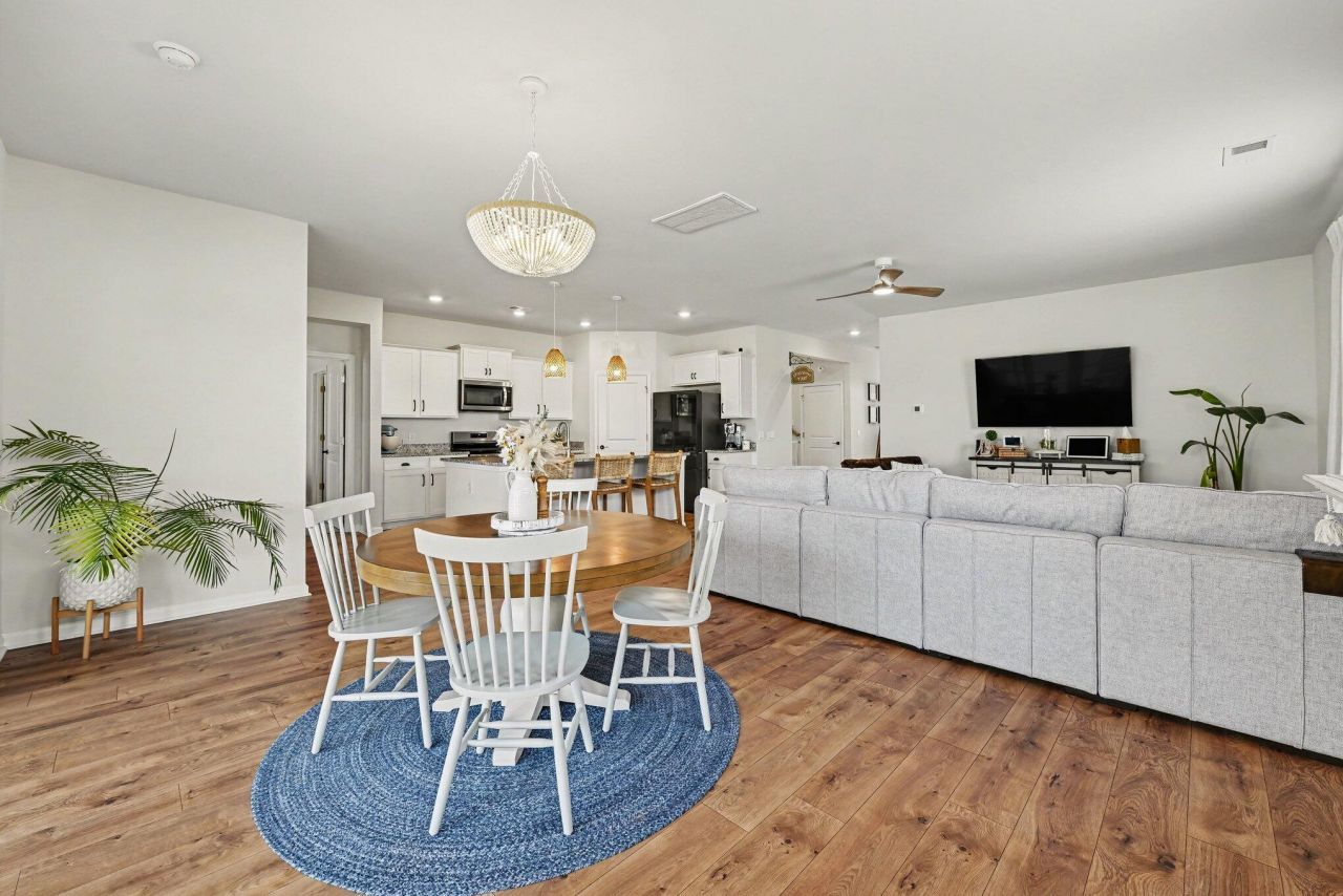 1181 Wading Point Boulevard Photo 8