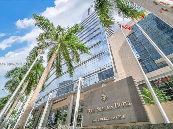 1435 Brickell Ave , Unit 3212, Miami, FL 33131