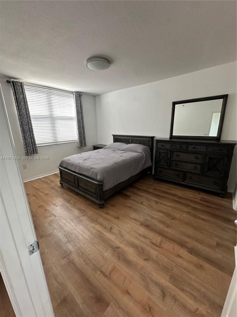 2421 NE 65th St, Unit 508, Fort Lauderdale, FL 33308 Photo