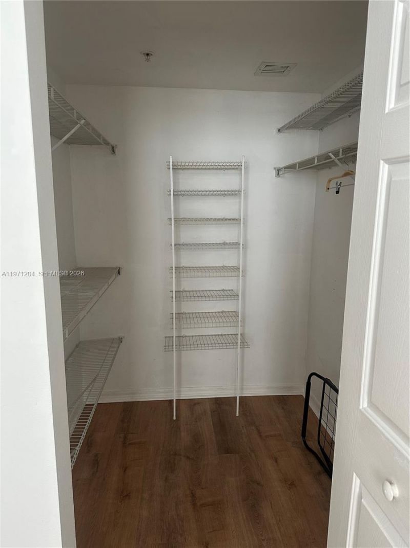 2421 NE 65th St, Unit 508, Fort Lauderdale, FL 33308 Photo