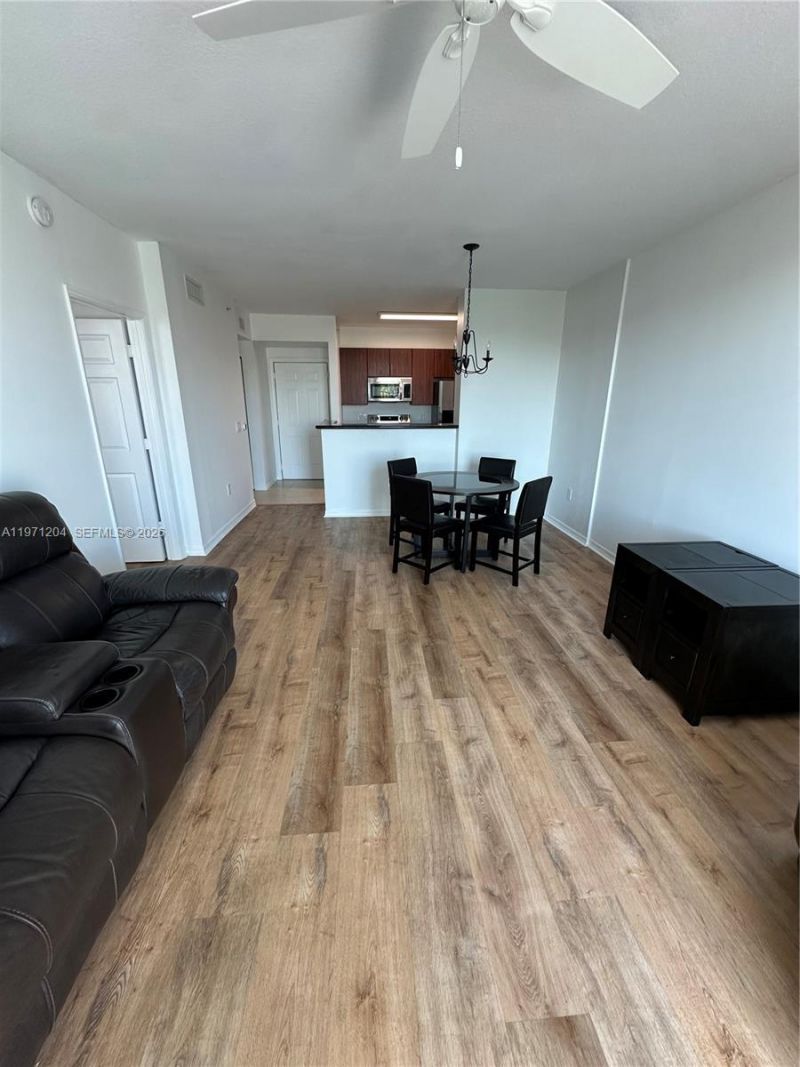 2421 NE 65th St, Unit 508, Fort Lauderdale, FL 33308 Photo