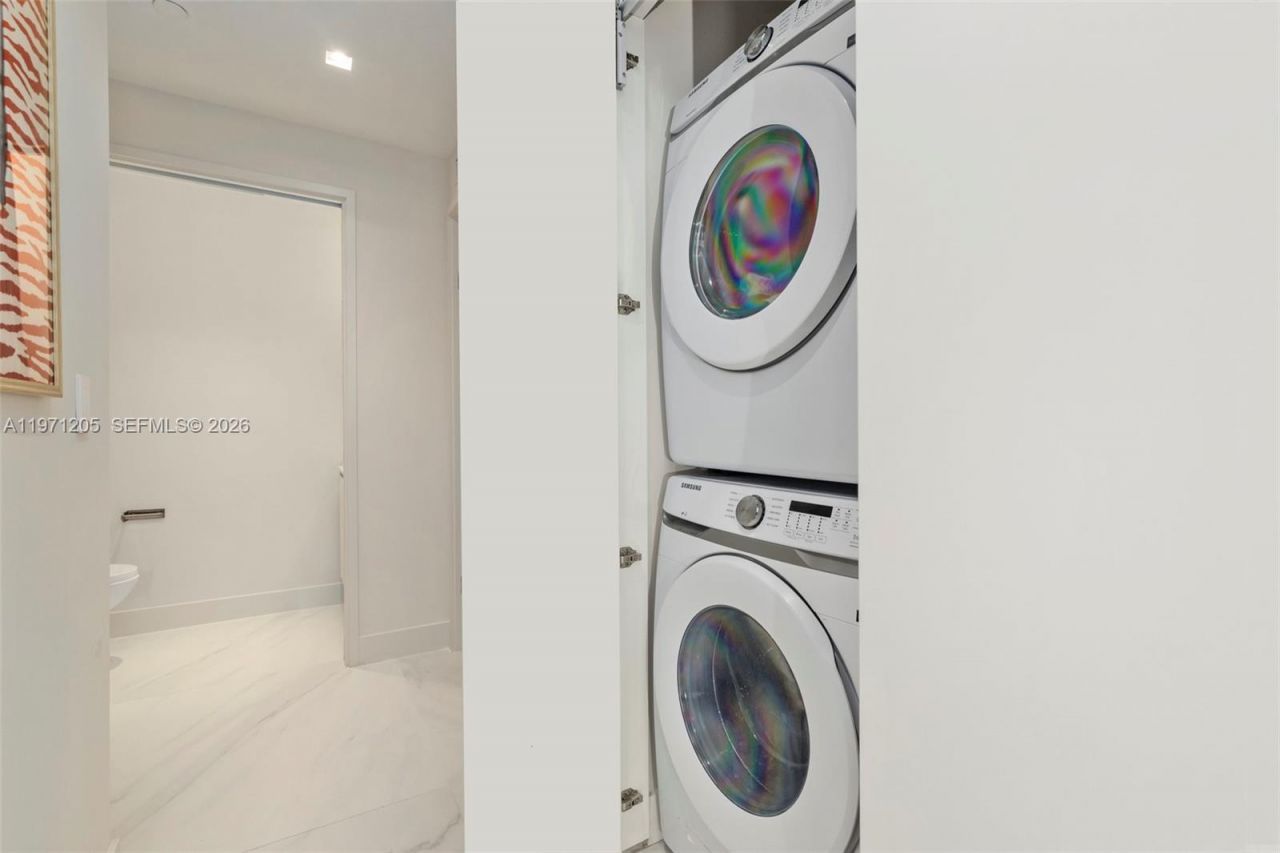700 NE 24, Unit 2505, Miami, FL 33137 Photo