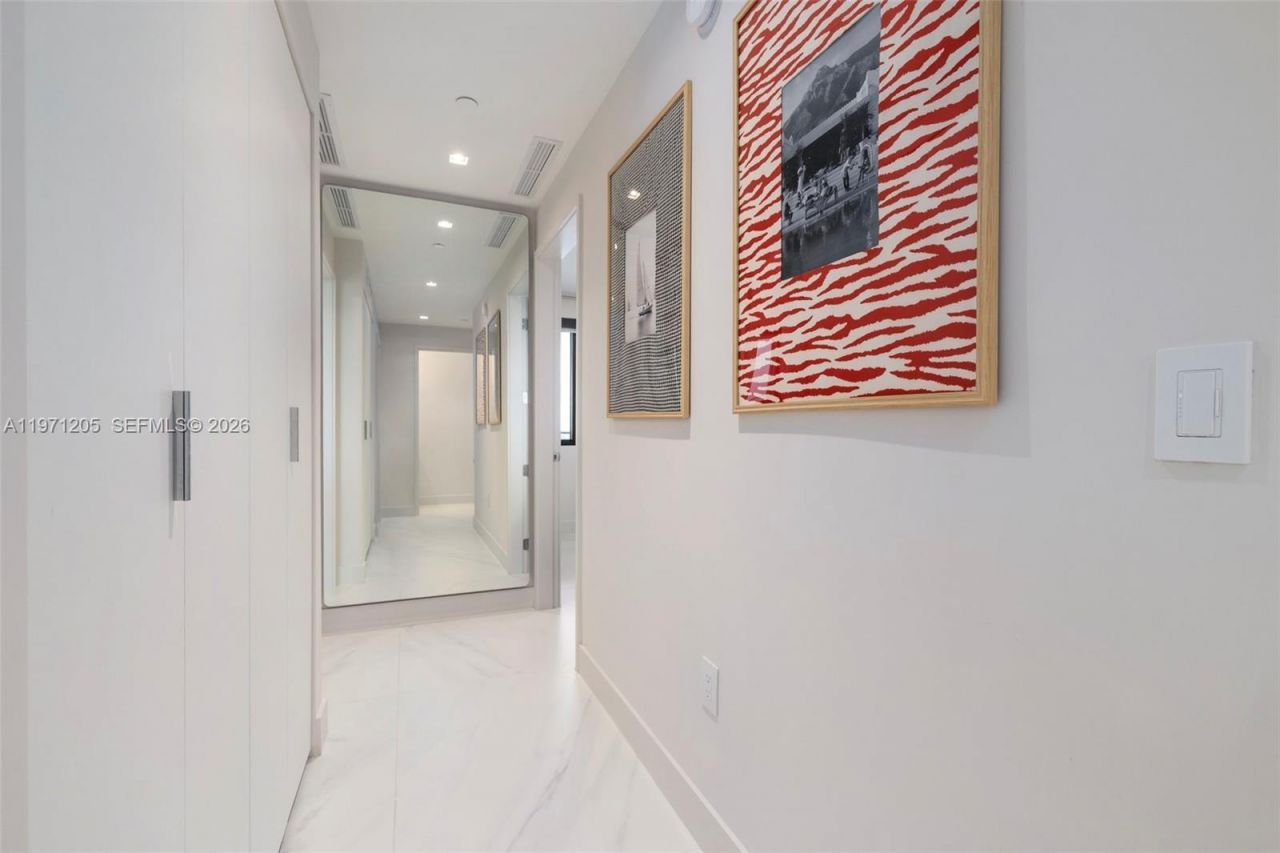 700 NE 24, Unit 2505, Miami, FL 33137 Photo