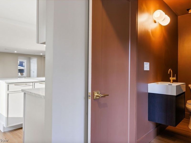 7427 Herman Avenue, Cleveland, OH 44102 Photo 16