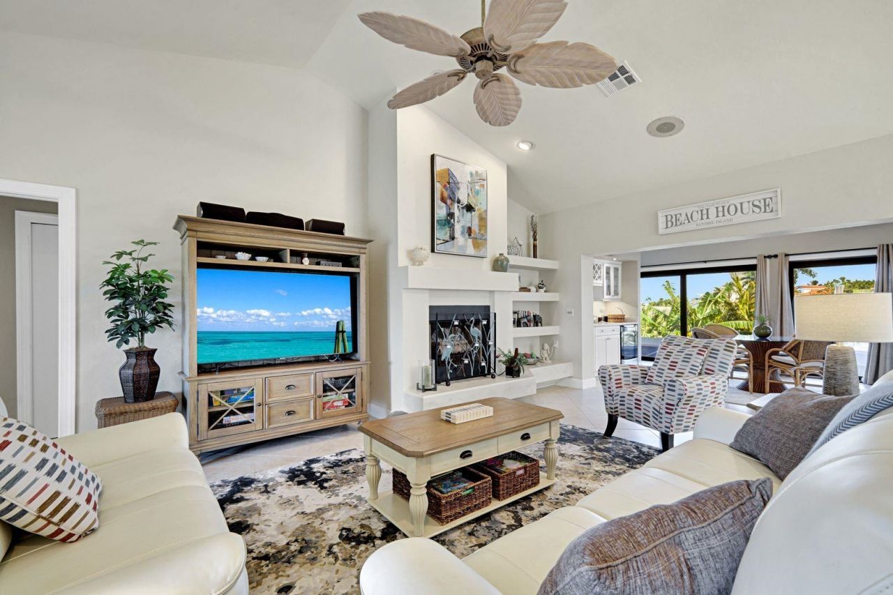 1126 Harbour Cottage Ct, Sanibel, FL 33957 Photo