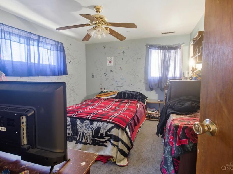 298 Kinsman Court, Delhi Twp, OH 45238 Photo 5