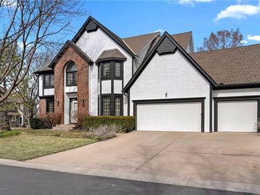 5212 W 129 Street, Leawood, KS 66209