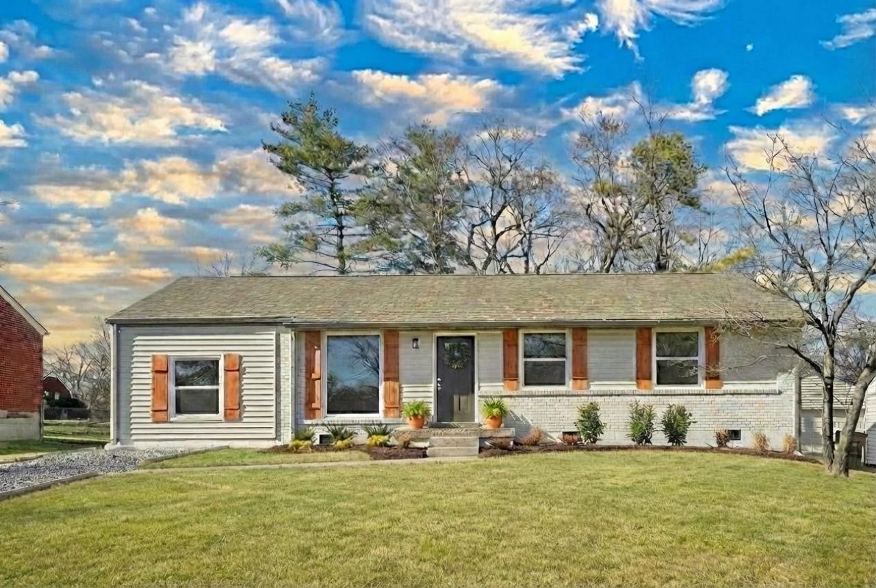 2534 Woodberry Dr, Nashville, TN 37214 Main Photo