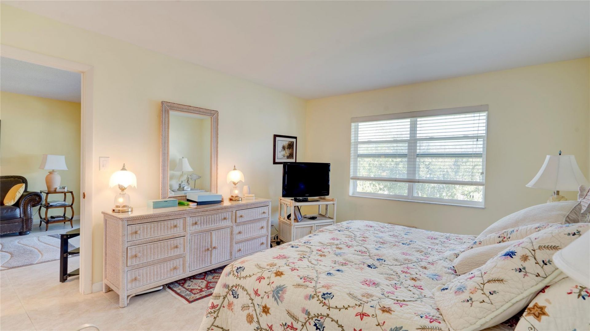 1501 S Ocean Boulevard, Unit 325, Lauderdale by the Sea, FL 33062 Photo