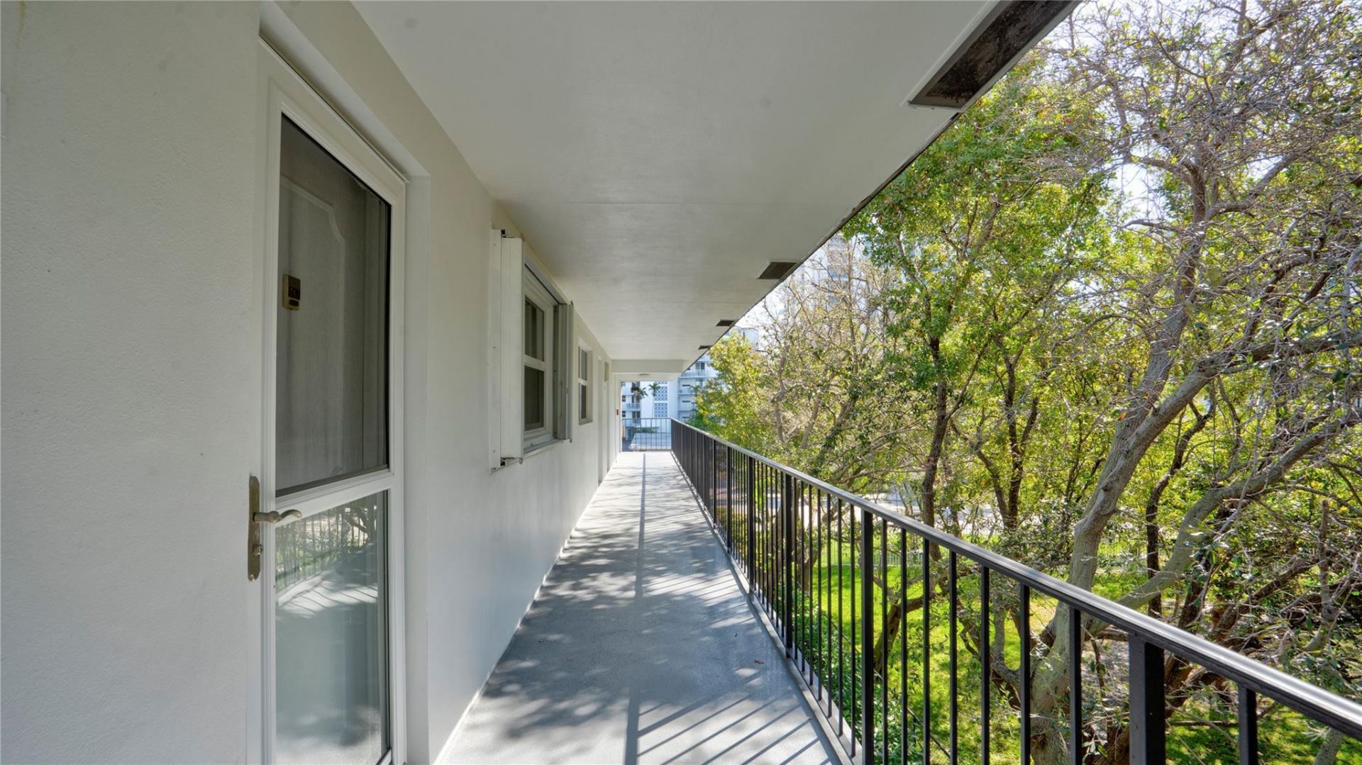 1501 S Ocean Boulevard, Unit 325, Lauderdale by the Sea, FL 33062 Photo