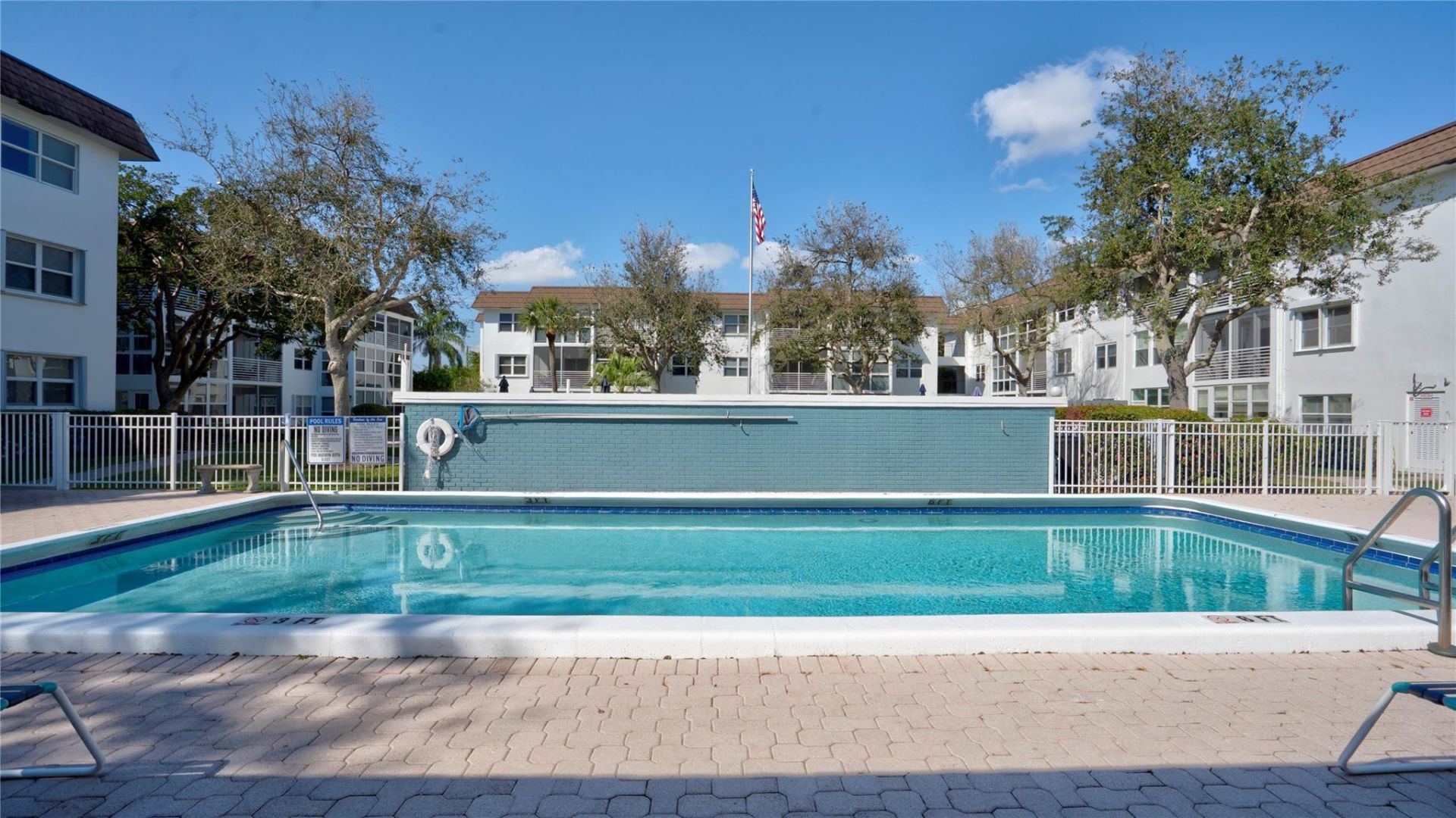 1501 S Ocean Boulevard, Unit 325, Lauderdale by the Sea, FL 33062 Photo