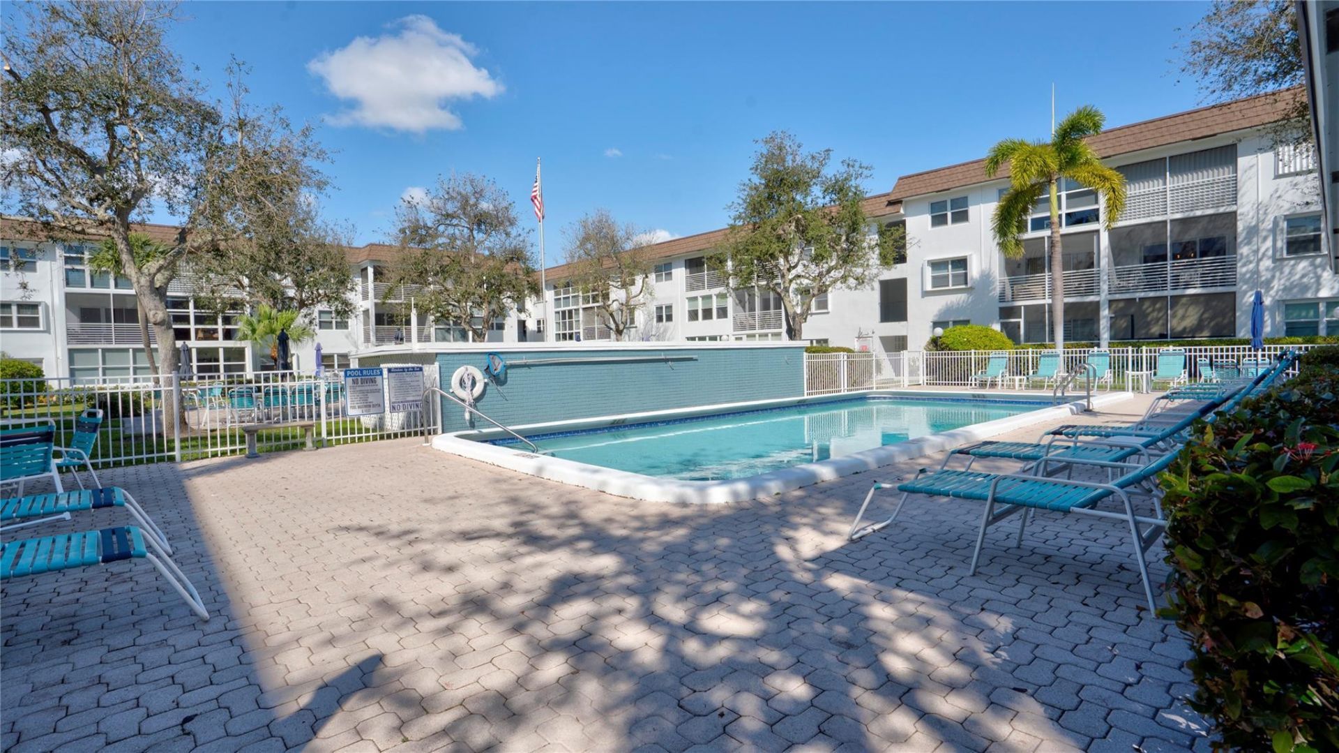 1501 S Ocean Boulevard, Unit 325, Lauderdale by the Sea, FL 33062 Photo