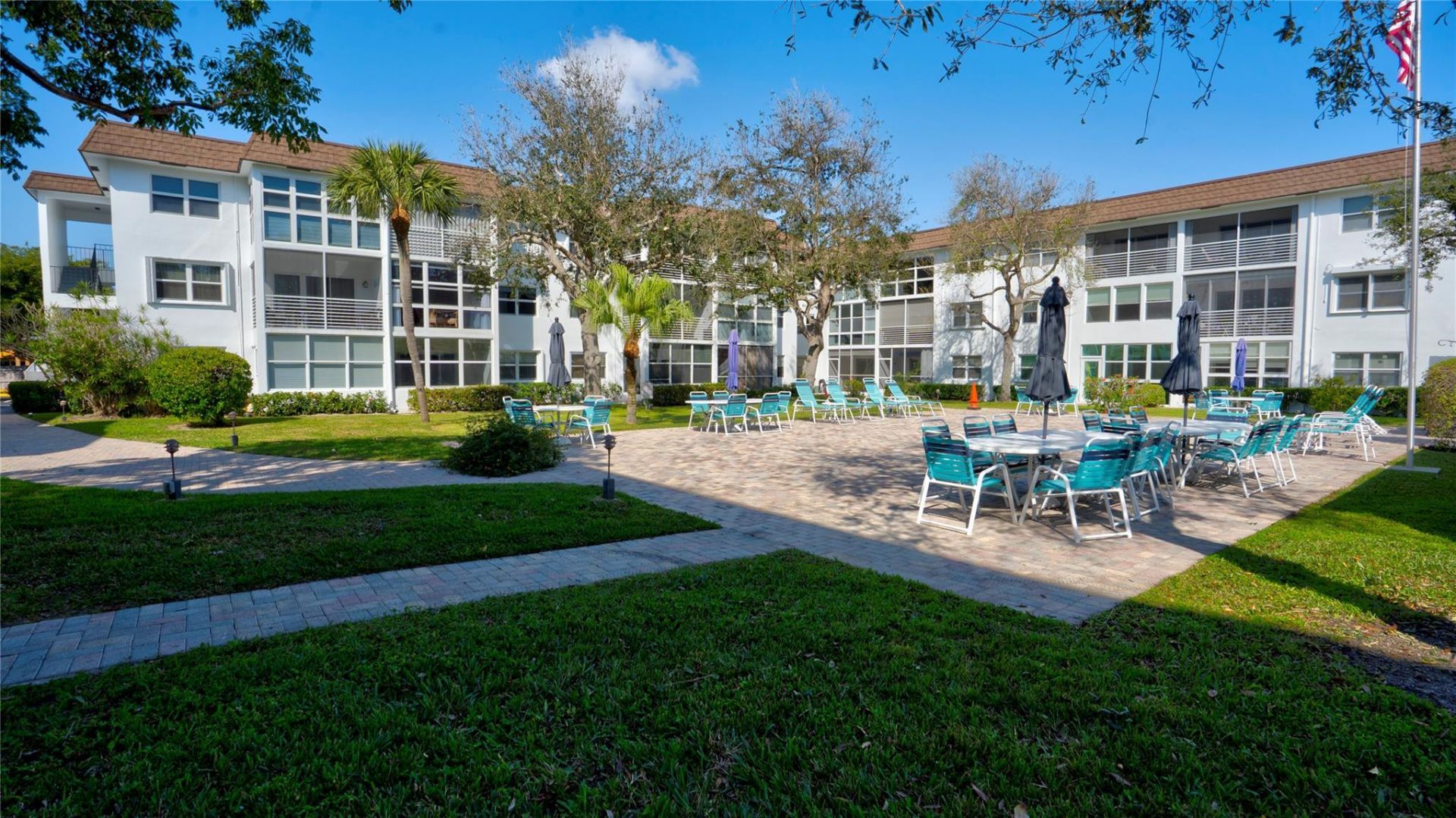 1501 S Ocean Boulevard, Unit 325, Lauderdale by the Sea, FL 33062 Photo