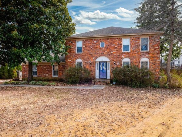 29 Oak Tree Circle, North Little Rock, AR 72116