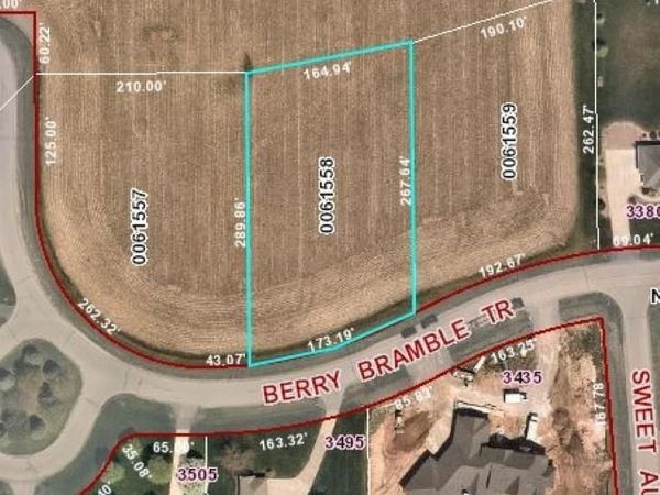 BERRY BRAMBLE TRAIL, Neenah, WI 54956