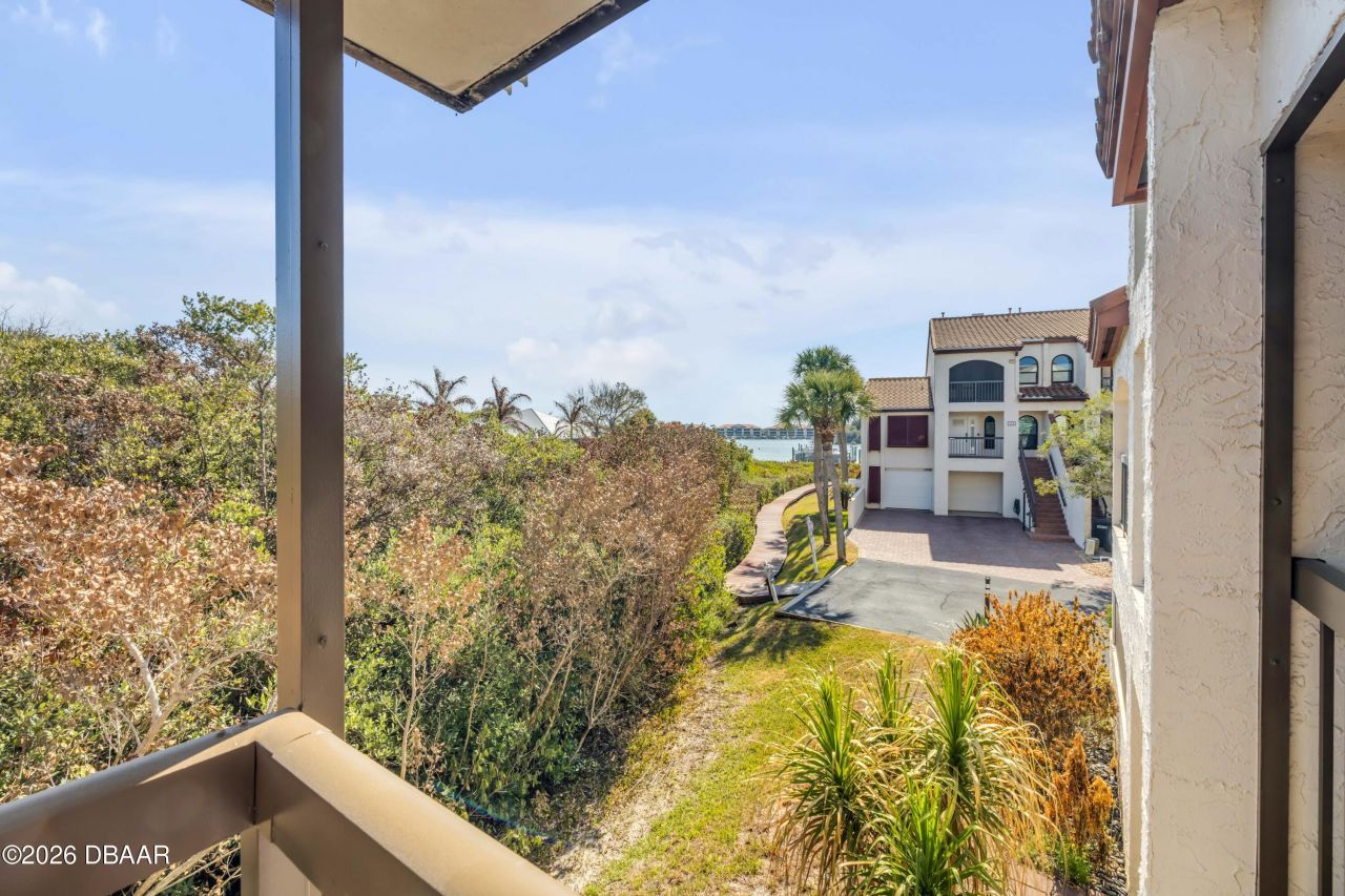 135 Marina Bay Drive, New Smyrna Beach, FL 32169 Photo