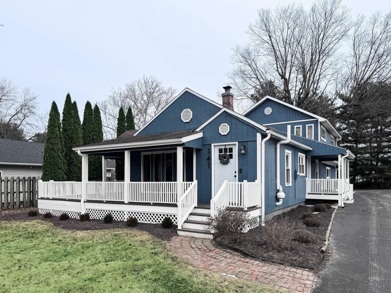 141 Clouse Lane, Granville, OH 43023 Photo 1